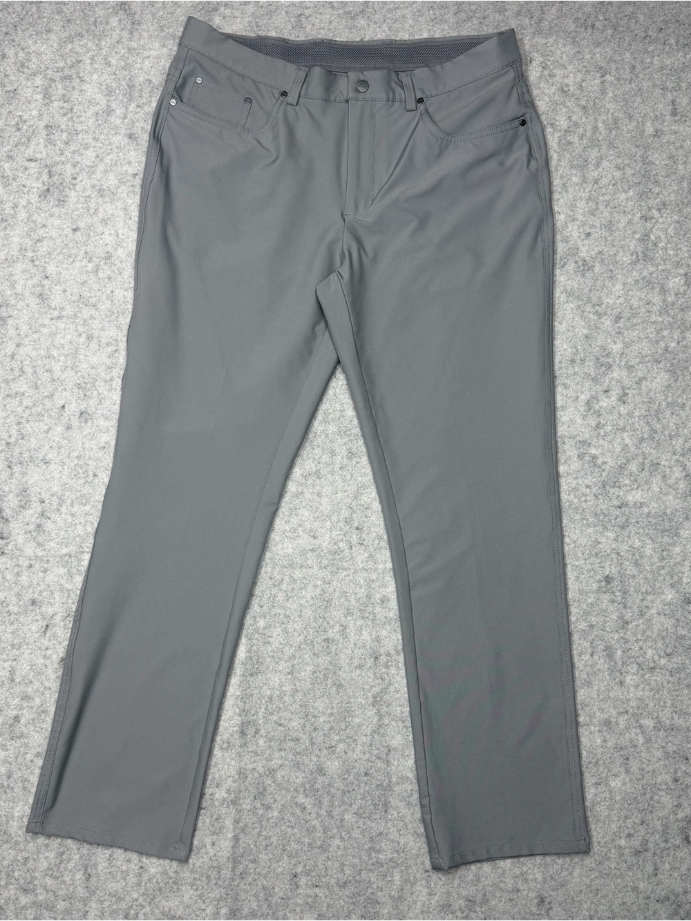 Greg Norman Men's Golf Pants 34x30 Gray Stretch Performance Activewear 5-Pocket